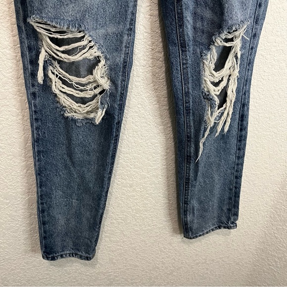 PacSun Ultra High Rise Slim Distressed Knee Holes Med Wash Jeans Womens Size 24 - Picture 3 of 12